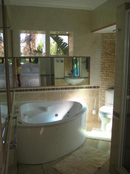 Aurora Guest Units - image 19