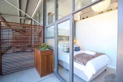 Luxe Penthouse with Private Rooftop Pool Deck & Panoramic Views - image 25
