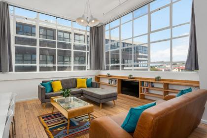 Wolroy House Apartments - image 30