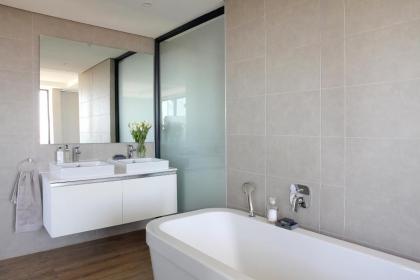 Warwick Apartments by Propr - image 10