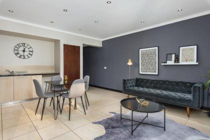 Icon Apartments - image 21