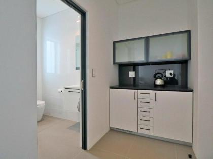 22 Protea - image 12