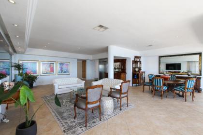 PENTHOUSE Golden Mile - image 14