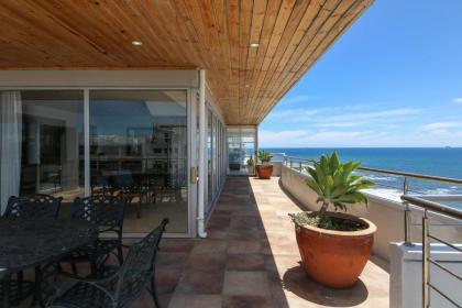 PENTHOUSE Golden Mile - image 19