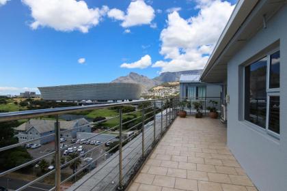 PENTHOUSE Golden Mile - image 25