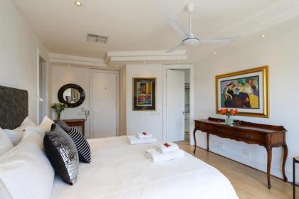 PENTHOUSE Golden Mile - image 3