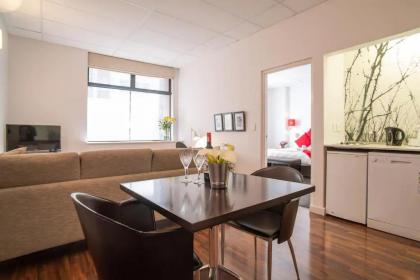 Adderley fantastic City Centre pad - No Loadshedding - image 13