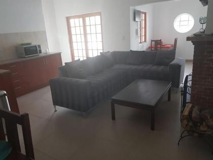 Fama Lodge Rm11 - image 4