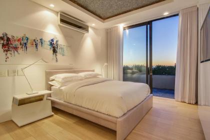 Geneva House - image 30