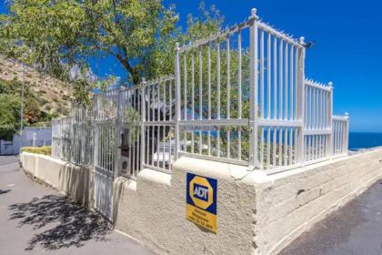 Quaint Cottage in Clifton - image 24