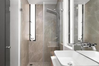 Metropolis Apartments - image 24