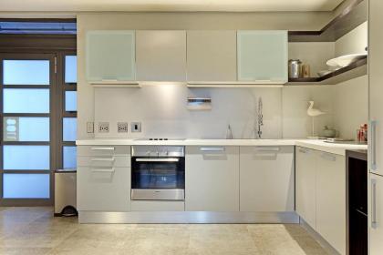 Metropolis Apartments - image 26
