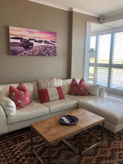 Beach Villa - image 11