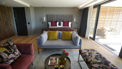 Villa Lion View Private Luxury Retreat - image 12