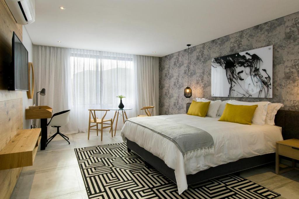 Central Beach Villas - image 4