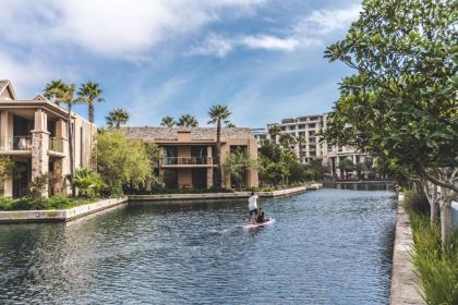 Elegant Waterfront Apartment with No Loadshedding - image 28