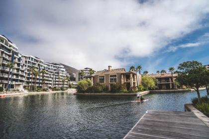 Elegant Waterfront Apartment with No Loadshedding - image 30