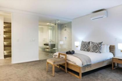 Skyline Main - image 16