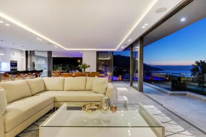 Skyline Main - image 19