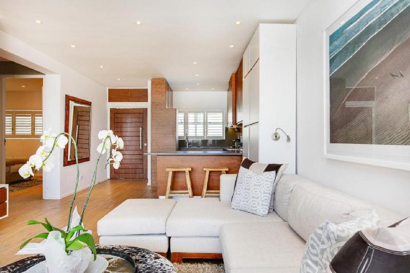 307 Seacliffe Apartments - main image