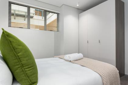 117 on Strand Apartments - image 23