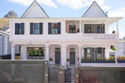 Pineapple House Boutique Hotel - image 2
