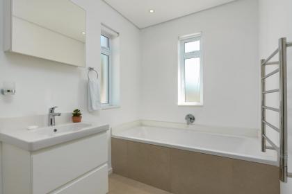 Queens Road 11B - image 22