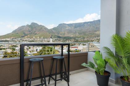 FortyOnL Apartments - image 23