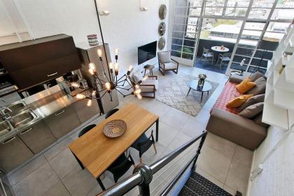Manhattan Place Penthouse - image 7