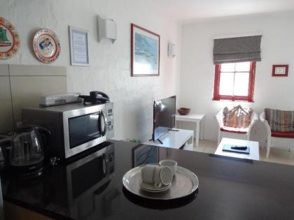 Home away from home - image 11
