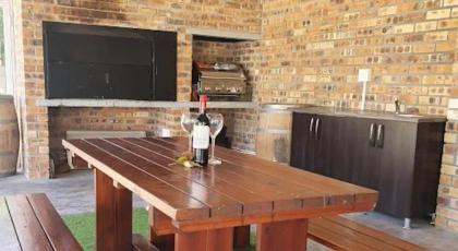 Cammys Guest House - image 12