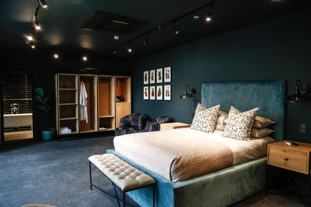 Cartel House Hotel on Loop - image 3