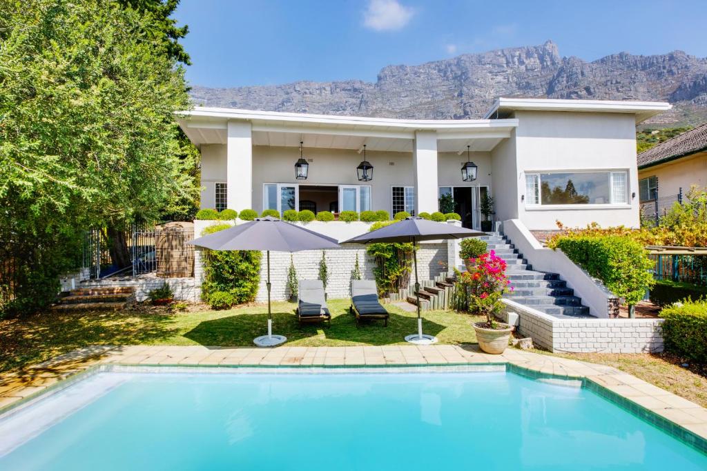 Backup Powered Table Mountain Family Retreat - main image