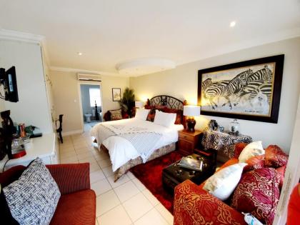 Gordon's Beach Lodge - image 14