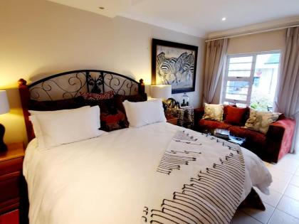 Gordon's Beach Lodge - image 15
