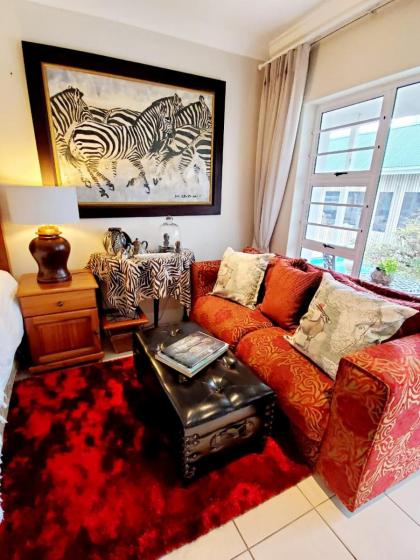 Gordon's Beach Lodge - image 16