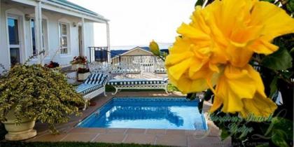 Gordon's Beach Lodge - image 19