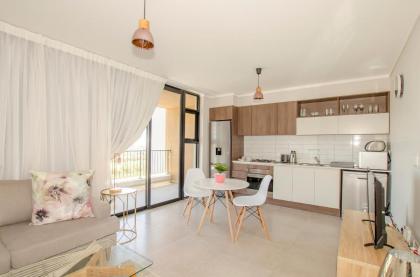 Waters Edge Apartments - image 23