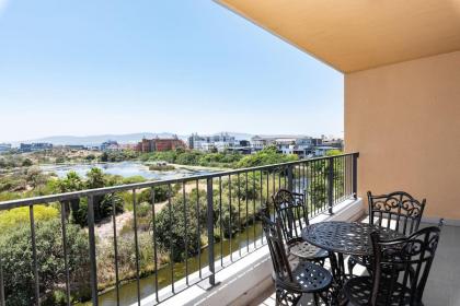 Waters Edge Apartments - image 24