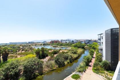 Waters Edge Apartments - image 25