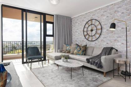 Waters Edge Apartments - image 8