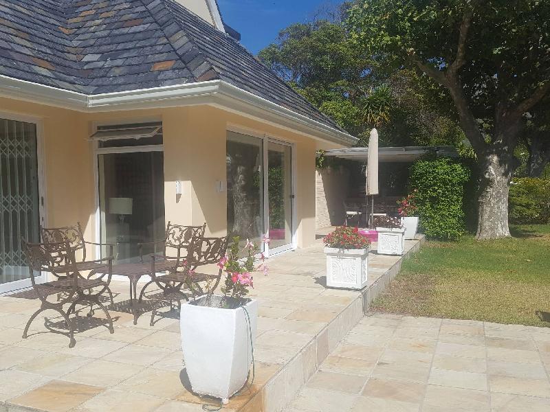Villa Karibu In Tokai - image 3
