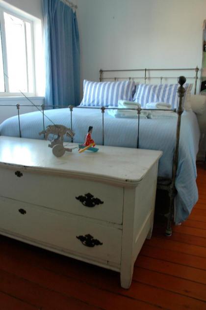 Blue On Blue Bed and Breakfast - image 23