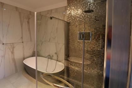 Glen Heights - image 23