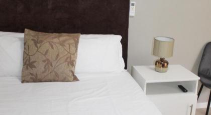 103onWallace Self Catering Guest House - image 26