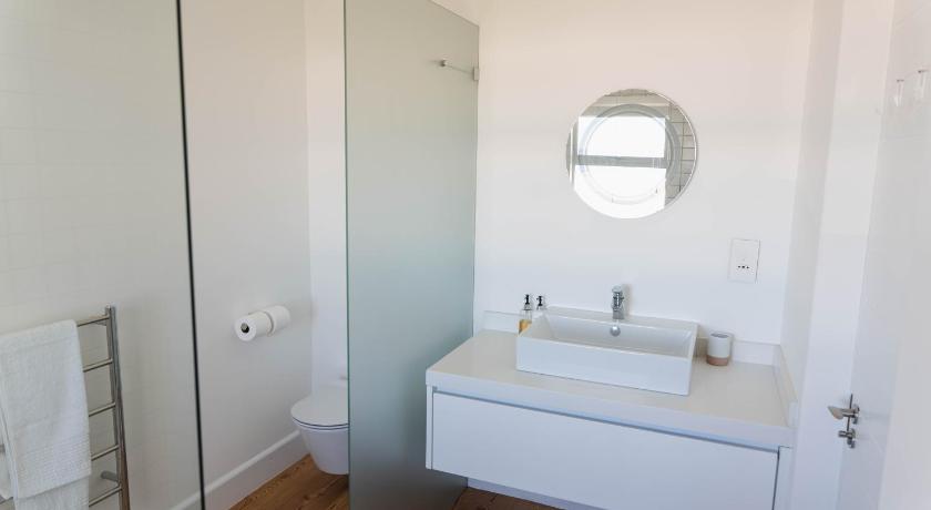 Cape Beach Villa - image 5