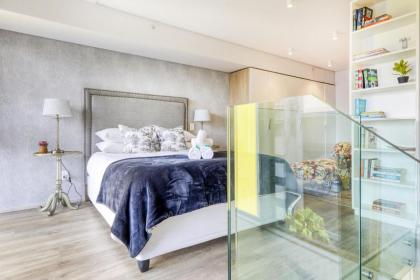 Always-Power Stylish De Waterkant Loft - image 22