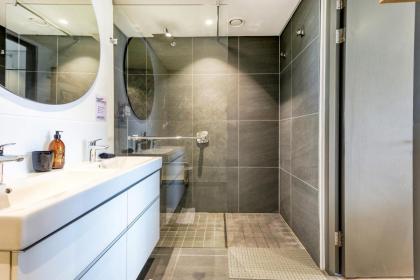 Always-Power Stylish De Waterkant Loft - image 25