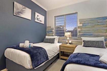 Big Bay Beach Club 98 by HostAgents - image 16