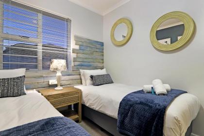 Big Bay Beach Club 98 by HostAgents - image 17